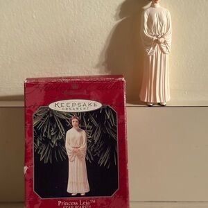 BUNDLE of 5 Star Wars Hallmark Collectible Ornaments